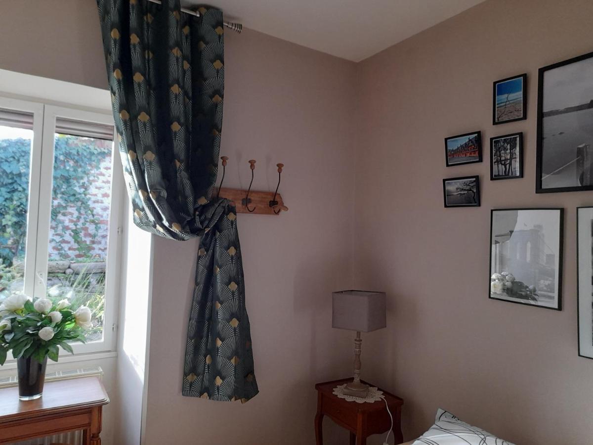 Aux Glycines Bed & Breakfast Marcilly-Ogny Екстериор снимка