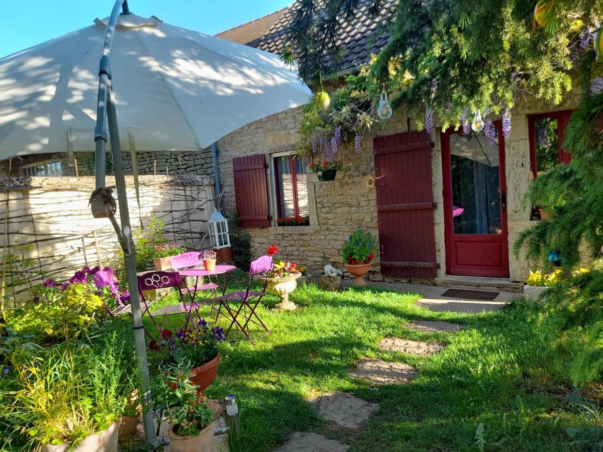 Aux Glycines Bed & Breakfast Marcilly-Ogny Екстериор снимка