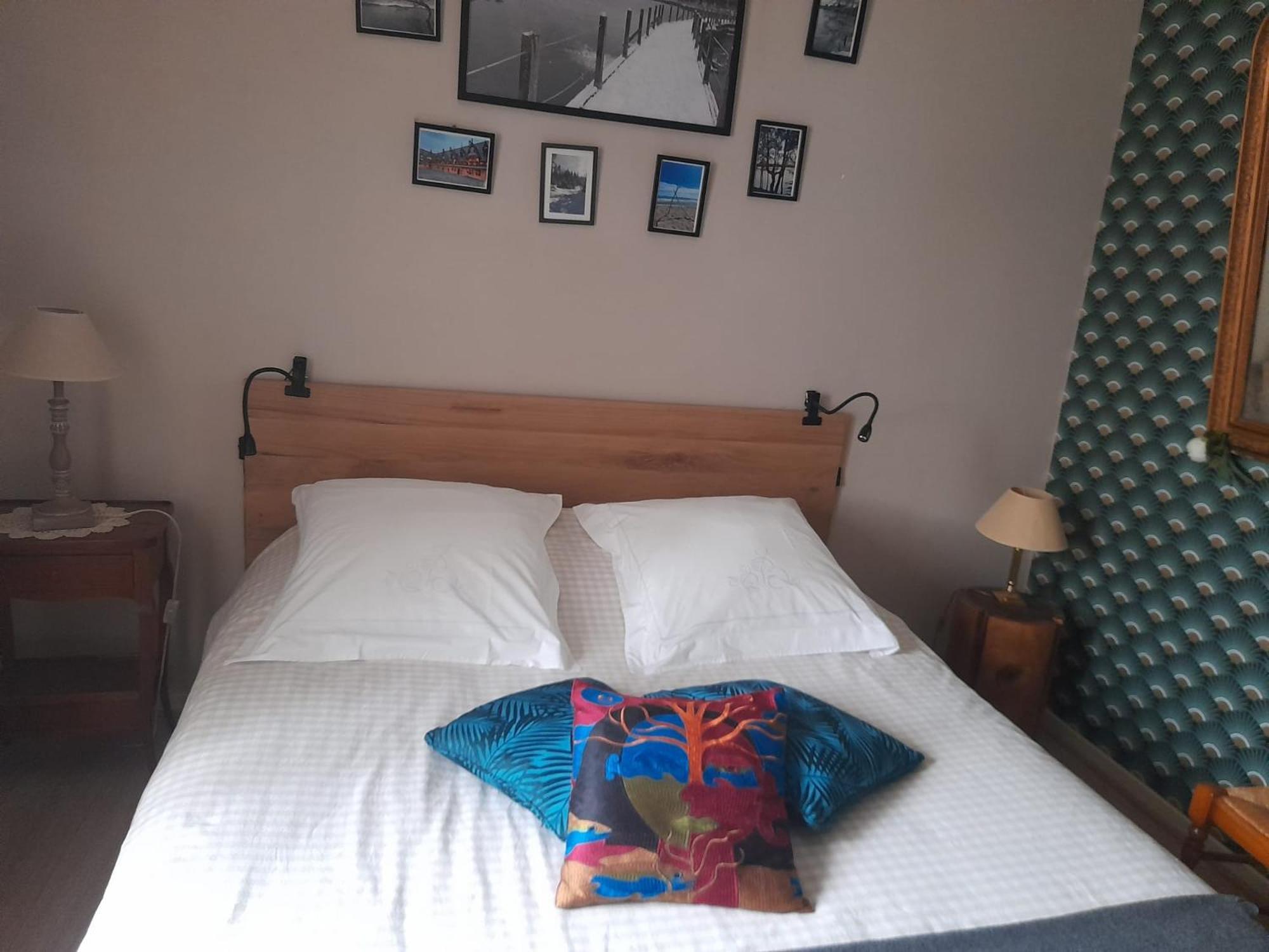 Aux Glycines Bed & Breakfast Marcilly-Ogny Екстериор снимка